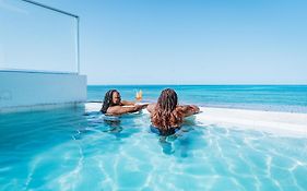 Zan Island Beach Hotel
